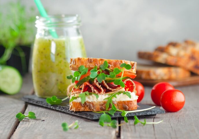 Handheld foods to eat without utensils